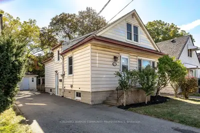 15 East 27th Street, Hamilton, On L8v 3e6