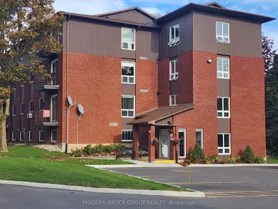 14 Charlotte Place 14, Brockville, On K6v 6t4