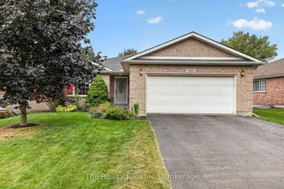 22 Mccreery Road, Ingersoll, On N5c 4g1
