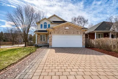 89 Mctaggart Court, London North, On N5x 3l9