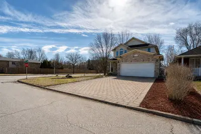 89 Mctaggart Court, London North, On N5x 3l9