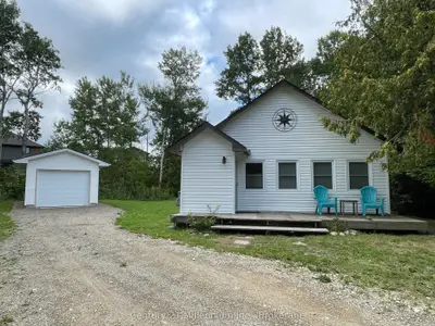 114 Chamonix Crescent, Blue Mountains, On L9y 3z2