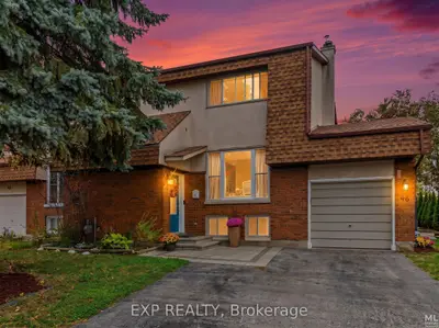 46 Westcliffe Street, Bells Corners And South To Fallowfield, On K2h 7x4