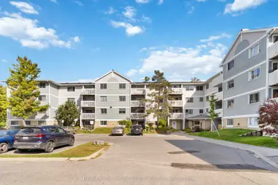 218 Viewmount Drive 400, Cityview - Parkwoods Hills - Rideau Shore, On K2e 7x5