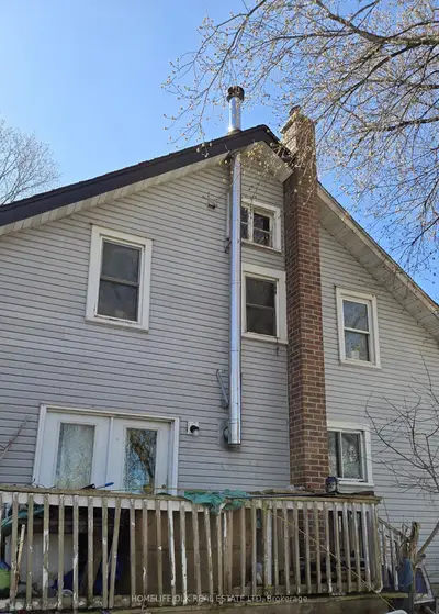 24 Centre Street N, Edwardsburgh/cardinal, On K0e 1x0