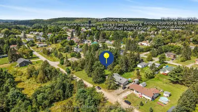 25 JOHN Street, Burk's Falls, ON P0A 1C0