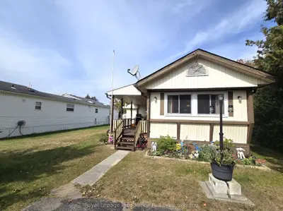 529 Old Highway 2 68, Quinte West, On K8v 5p5