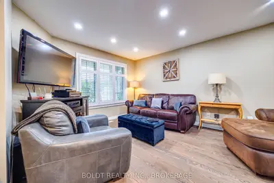 16 Westbury Drive, St. Catharines, On L2s 3v1
