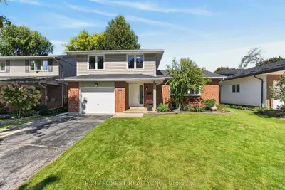 32 Meadowview Road, London South, On N6j 4e6