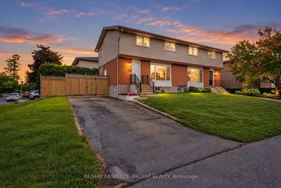 331 Britannia Road, Britannia - Lincoln Heights And Area, On K2b 5x7