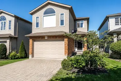 10 Buckingham Drive, Stratford, On N5a 7z9