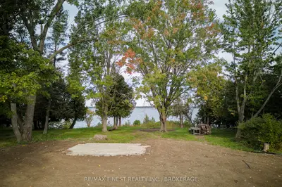 1600 Front Road, Loyalist, On K0h 2s0
