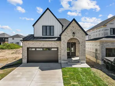 95 Sheldabren Street, North Middlesex, On N0m 1a0