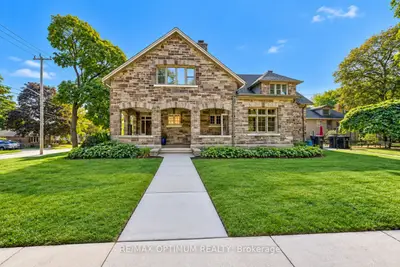 916 Queenston Road, Cambridge, On N3h 3k8
