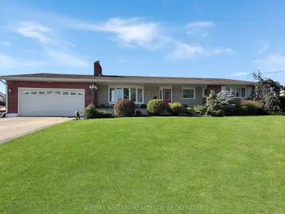 27 Lindbergh Drive, Fort Erie, On L2a 2z5