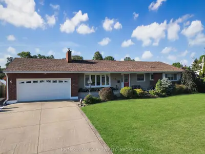 27 Lindbergh Drive, Fort Erie, On L2a 2z5