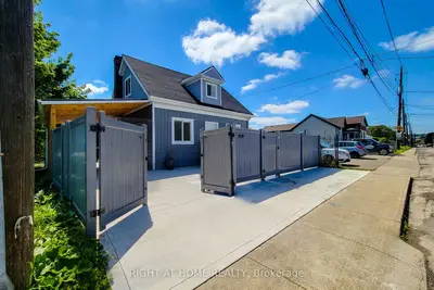78 Hillyard Street E, Hamilton, On L8l 6b4