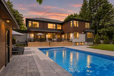 26 Golfview Place, Kitchener, On N2m 2y2