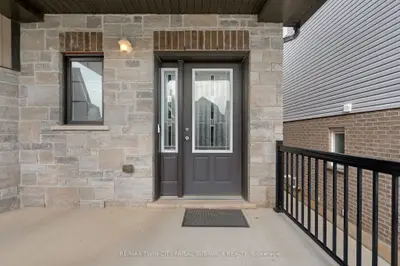 278 Thomas Slee Drive, Kitchener, On N2p 0b8