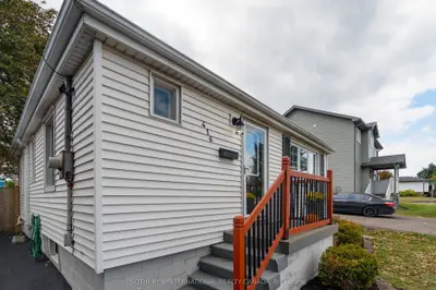 416 FENNELL Avenue E, Hamilton, ON L9A 1T9