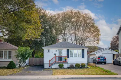 416 FENNELL Avenue E, Hamilton, ON L9A 1T9