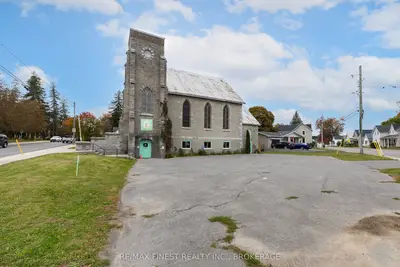 83 Bridge Street, Greater Napanee, On K7r 2r3