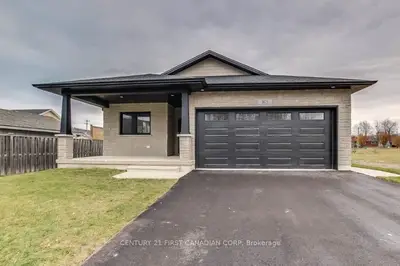 163 ELGIN Avenue E, Goderich, ON N7A 1K7