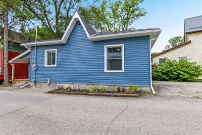 56 Mondamin Street, St. Thomas, On N5p 2v3