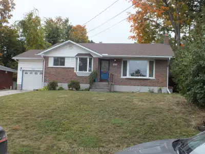309 Lindan Avenue, Selwyn, On K9l 1k8