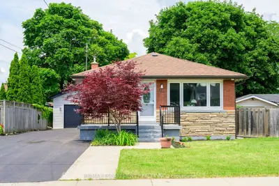 150 Howard Avenue, Hamilton, On L9a 2w8