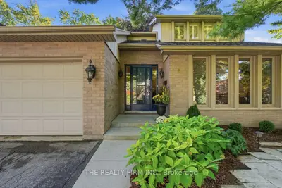 11 SOMERSET Crescent, London South, ON N6K 3L6