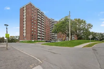20 Chesterton Drive 1217, Cityview - Parkwoods Hills - Rideau Shore, On K2e 6z7