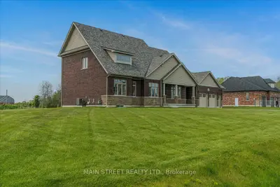 2 Bay Vista Gate, Quinte West, On K0k 1l0