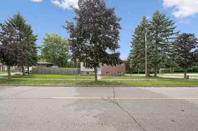 121 Nathaniel Crescent, Kitchener, On N2p 1l3