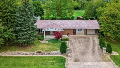 33950 BACHAND Street, Bluewater, ON N0M 2T0