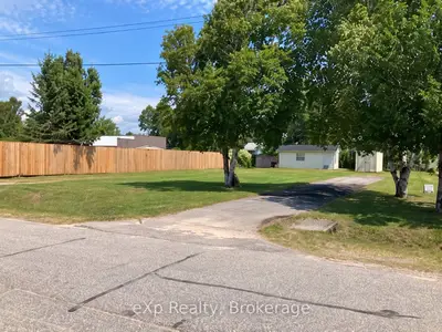 8 Cedar Court, South River, On P0a 1x0