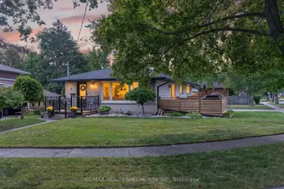70 Duncairn Avenue, Kitchener, On N2m 4s4