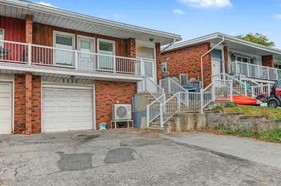 1135 Maitland Avenue Unit A (upper Unit), Belair Park - Copeland Park And Area, On K2c 2b8