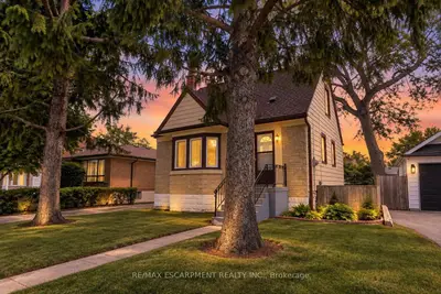 269 Queensdale Avenue E, Hamilton, On L9a 1l3
