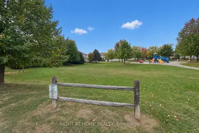 227 Portrush Avenue, Barrhaven, On K2j 5j6