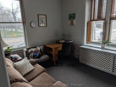 334 Queens Avenue, London East, On N6b 1x4