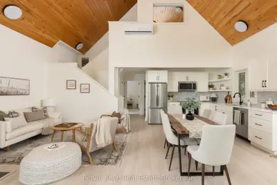 1042 S Menominee Lake Road, Lake Of Bays, On P0b 1a0