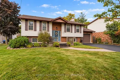 4 Barbara Street, West Lincoln, On L0r 2a0
