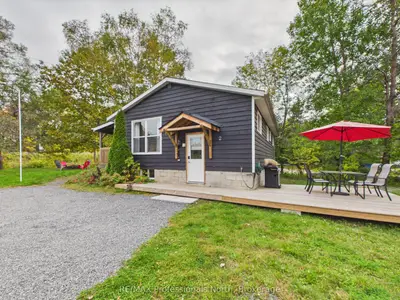2 SILVER Street, Huntsville, ON P1H 1M1
