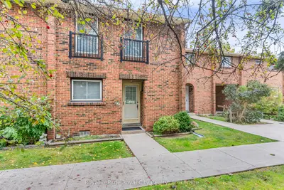 201 Silvercreek Parkway N 62, Guelph, On N1h 3t4