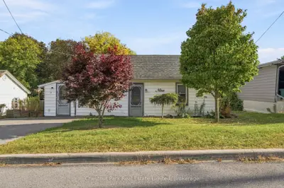 9 Rogers Street, Prince Edward County, On K0k 2t0