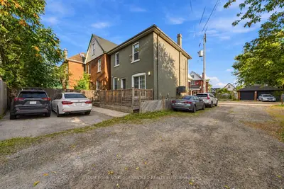 50 Somerset Avenue, Hamilton, On L8l 2l5