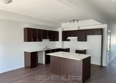 18 Lincoln Drive, Belleville, On K8n 0t8
