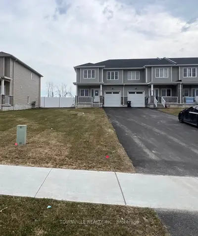 18 Lincoln Drive, Belleville, On K8n 0t8