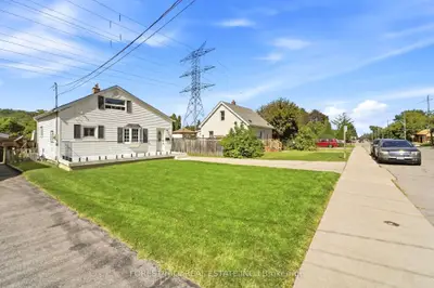 662 Cochrane Road, Hamilton, On L8k 3h8